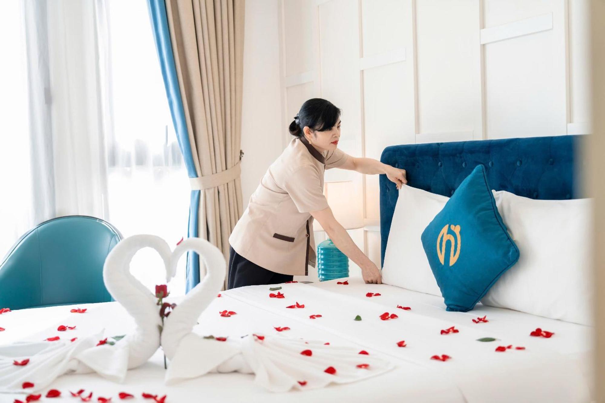 Minasi Hanoioi Lakeside Hotel Bagian luar foto
